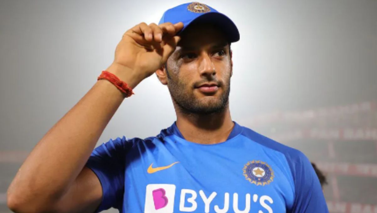 Shivam Dube Caste, Wikipedia, Wiki, Religion, Wife, Cast, Age, height, IPL Team