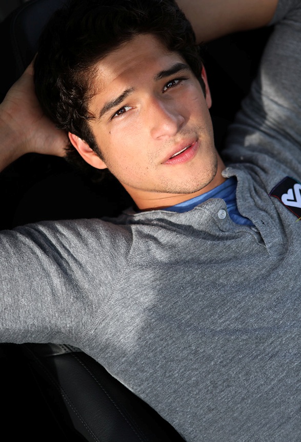 Tyler Posey Ethnic Background, Ethnicity, Band, Height, Tattoo, Age, Net Worth, Wife, Wedding