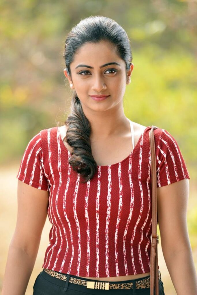 Namitha Pramod Restaurant, Wiki, Sister, Family Photos, Facebook, Birthday, Instagram